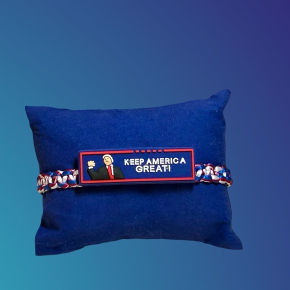 “Keep America Great” Adjustable Bracelet Featuring President Elect Trump - Picture 5 of 5